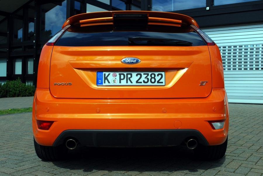  Ford Focus ST 2008 года  (фото 12 из 48)